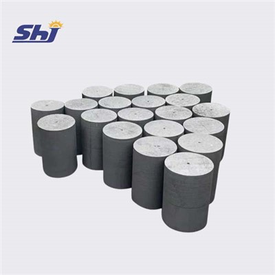 GSK vormitud grafiitmaterjalid